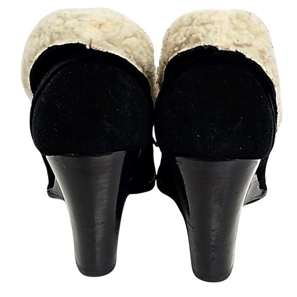 Michael Michael Kors Wmn Wendi Wedge Heel Lace Up Sherpa Black Suede Bootie Sz 7 - Picture 5 of 10